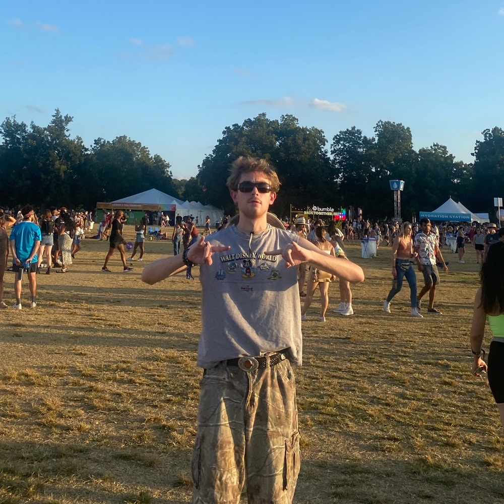 Meet your Posher, Thomas